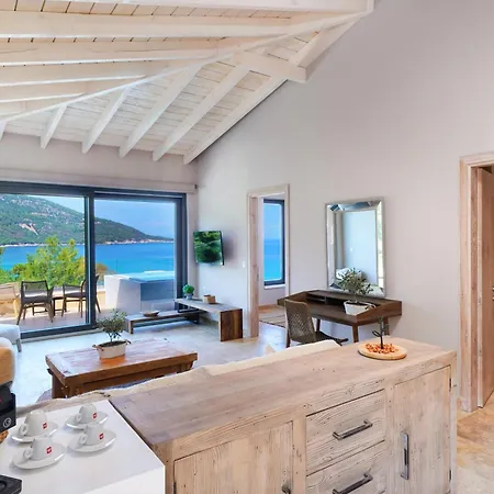 Essentia Luxury 3* Koinira
