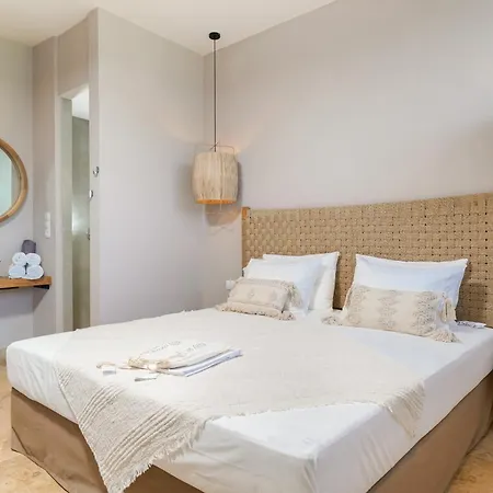 Essentia Luxury