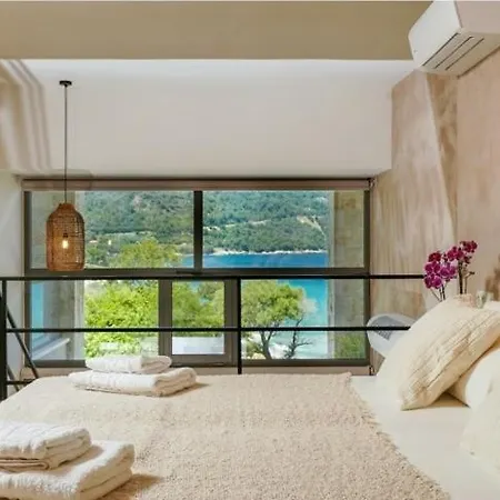 Essentia Luxury Aparthotel Koinira