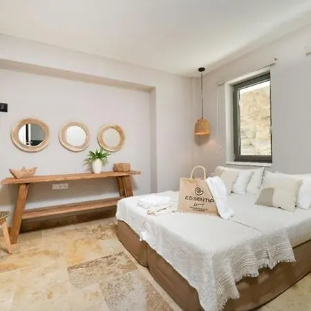 Aparthotel Essentia Luxury 3*