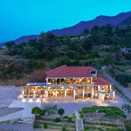 Lejlighedshotel Essentia Luxury 3*