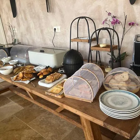 Апартхотел Essentia Luxury 3*