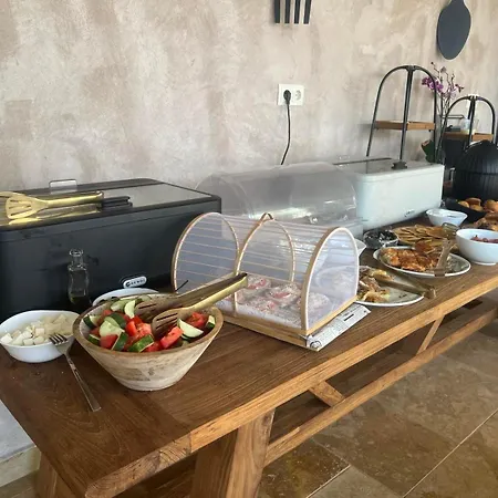 Essentia Luxury Lejlighedshotel 3*