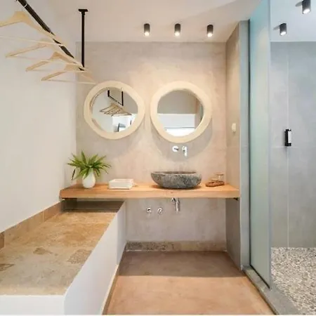 Апарт-отель Essentia Luxury Коинира