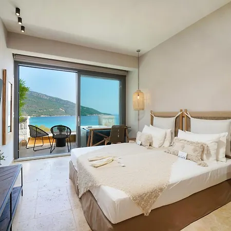 Essentia Luxury 3* Коинира